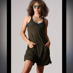 Tiger Friday Moss Green Romper – Size L – Comfortable & Dance‑Ready